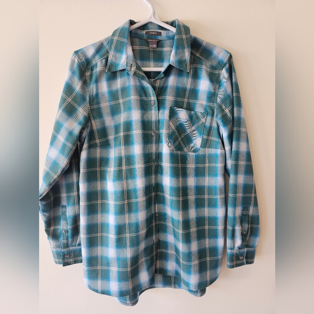 Eddie Bauer Classic Fit Long Sleeve Plaid